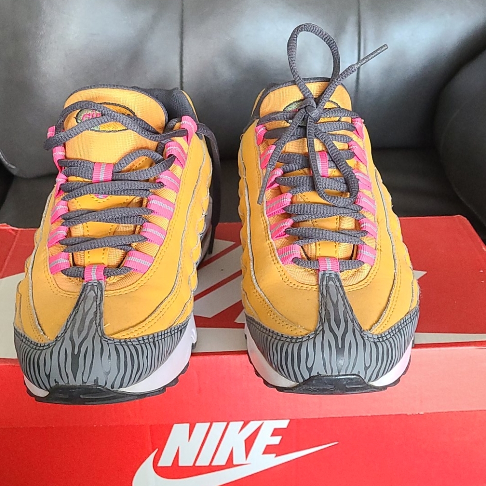Air Max 95 Orange Cement sneaker mens 6y